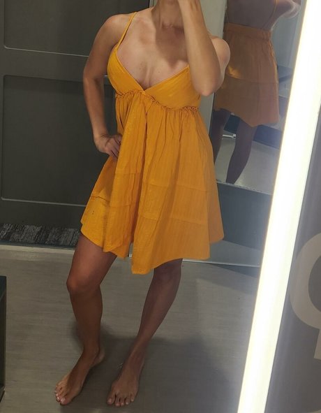 BunnyWithBenefits art pornstar img