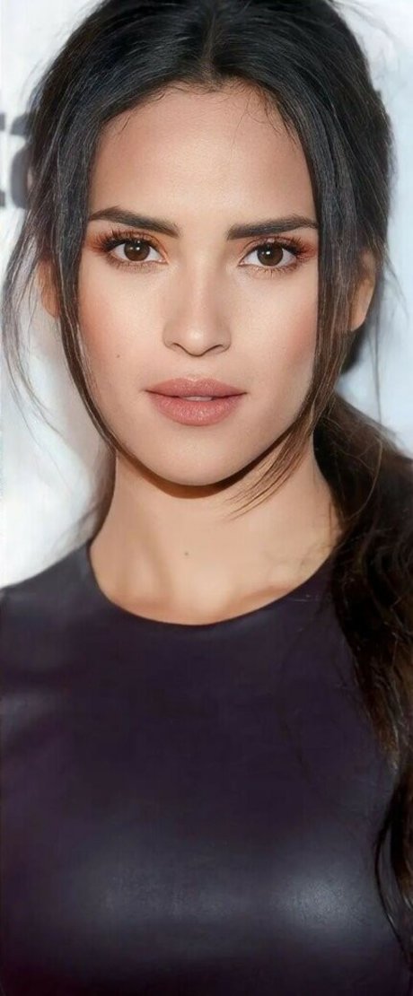 lesbian fingering onlyfans beautiful porn image