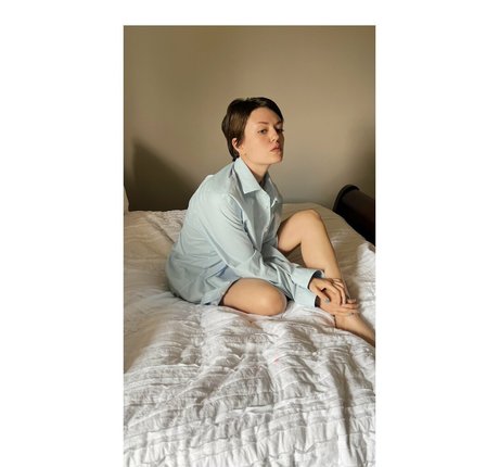 Girl On Cinema perfect actress archive