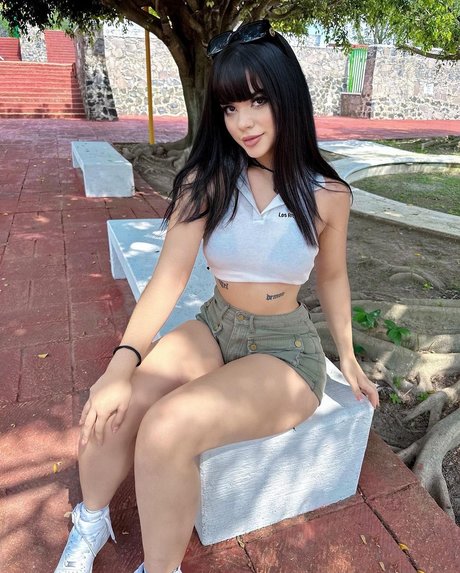 thick solo onlyfans hot naked pics