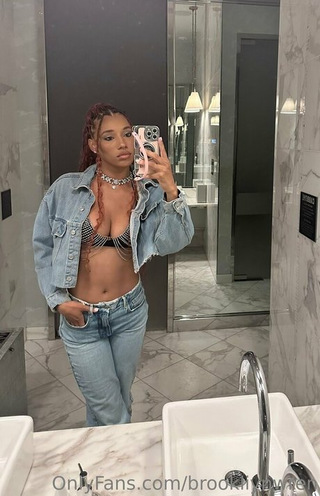 brookliynwren adult model picture