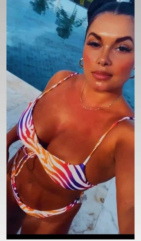 Joy Taylor naked star photo