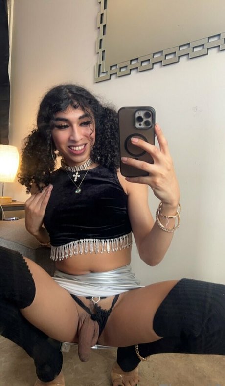 Tlavont erotic pornstar photo