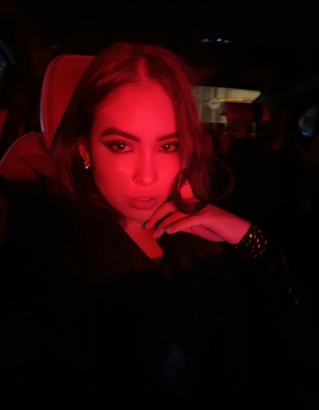 Bruna Balbino pornstar nice images