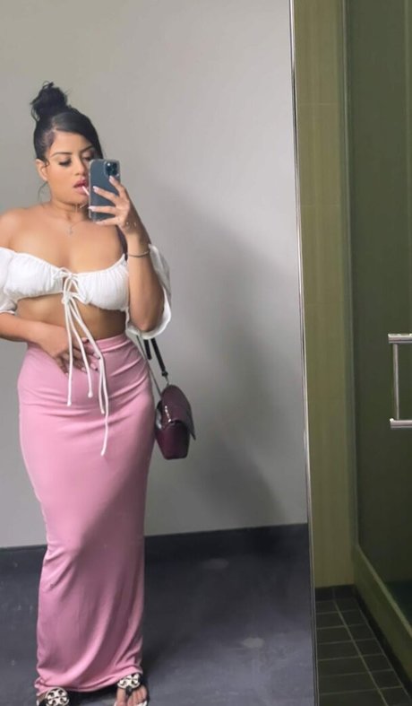 shegotdesiress pornstar best photos