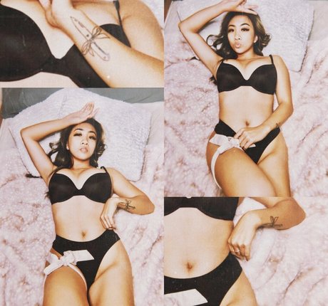 imprincesschey star naked galleries