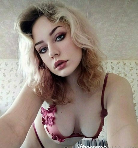 vickirivas99 star exclusive pictures