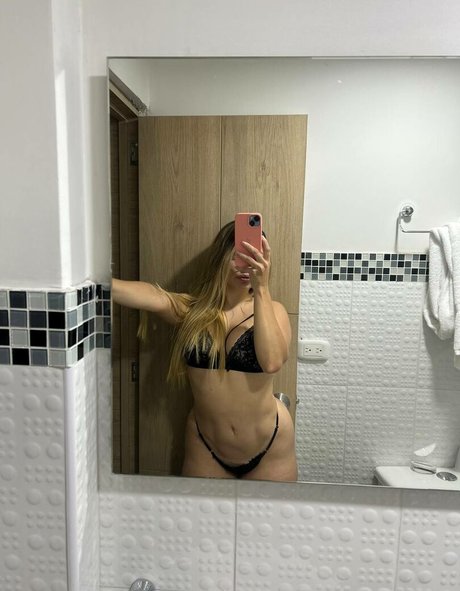 Diana Arboleda model erotic photos