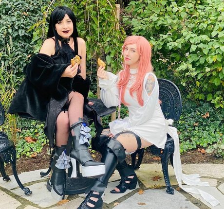 Megan Everett star hot pic