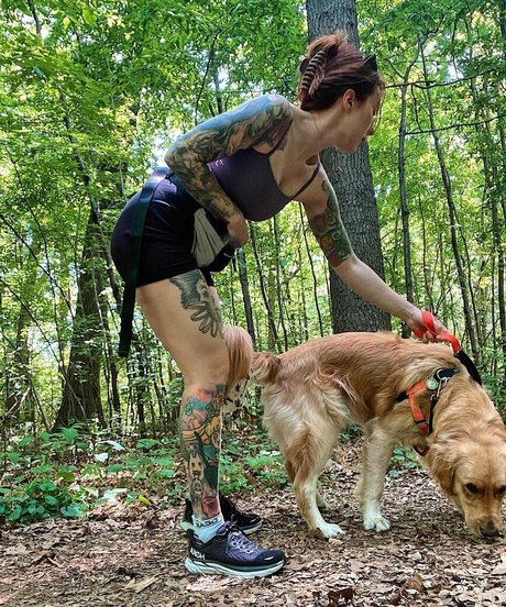 Megan Everett model exclusive pic