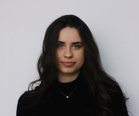 Sarah Butt star naked pics