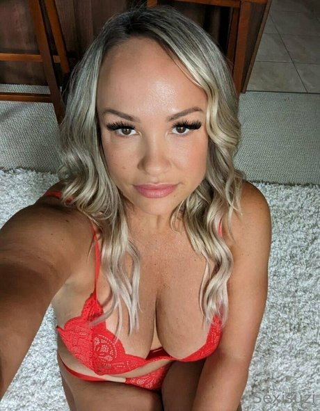 sexisuzi pornstar art pictures