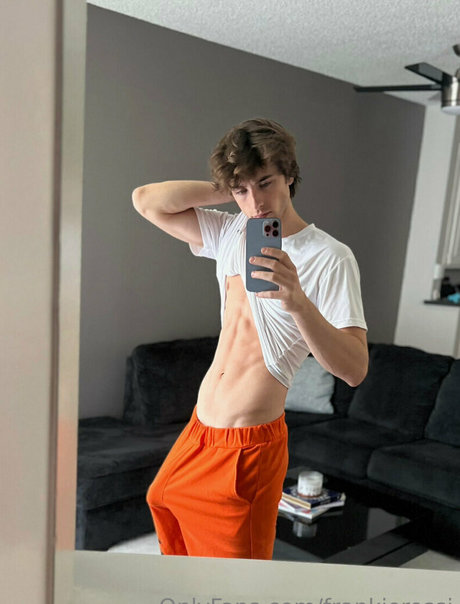 frankierossi nude pornstar pic