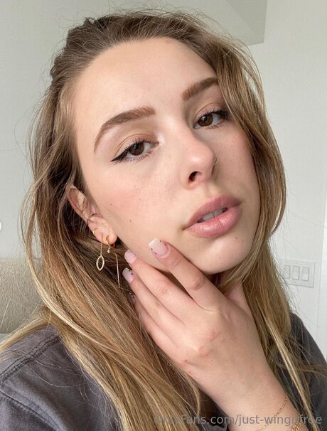 just wingitfree star pornographic pictures