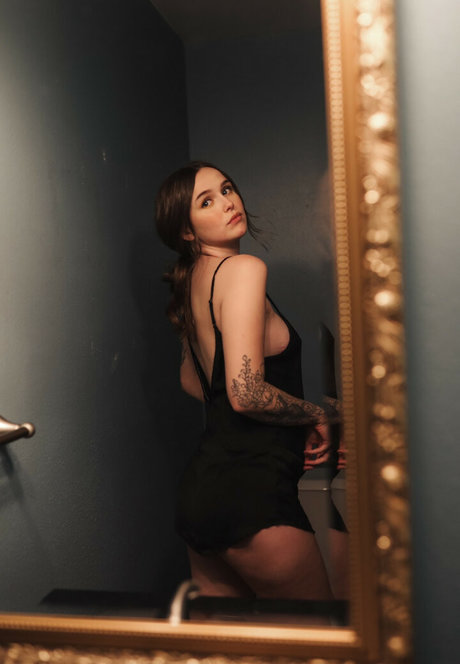 yoga onlyfans hot nude pic