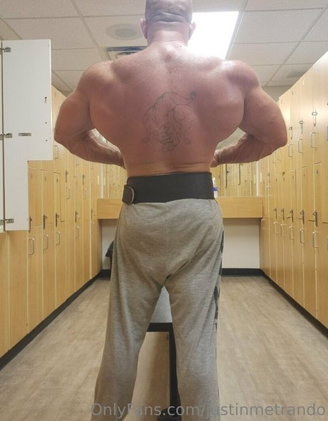 justinmetrando pretty model photos