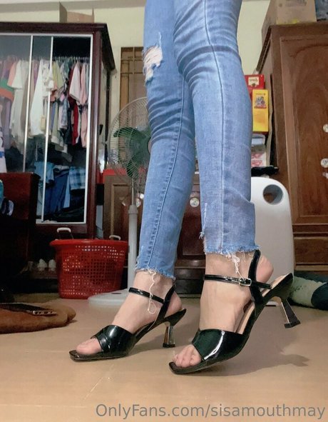 sisamouthmay naked model pictures