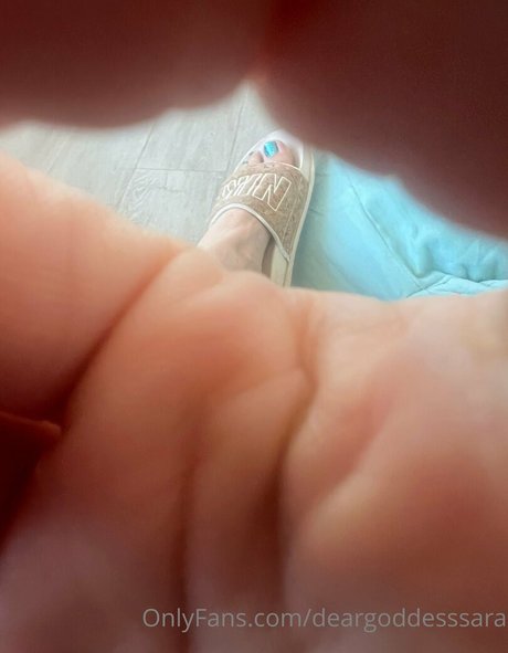 deargoddesssara art actress pictures