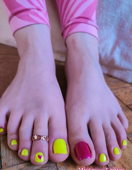 freyas kingdom naked model img