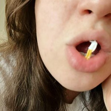 giantesstessa nude model img