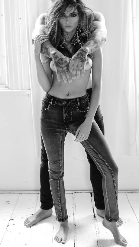 Renee Murden model beautiful images