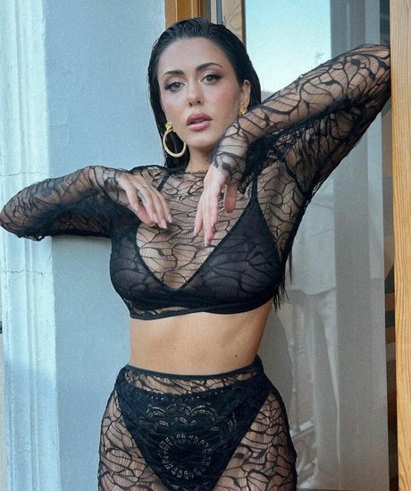 Rosario Matew erotic pornstar photo