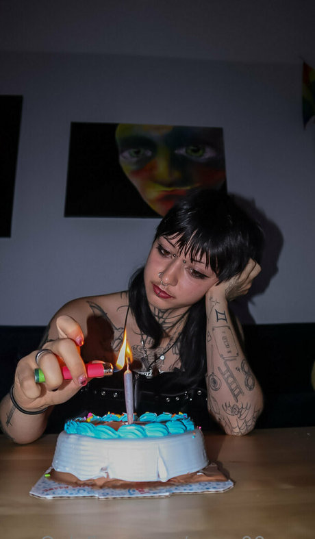 more00grey pornographic star photo