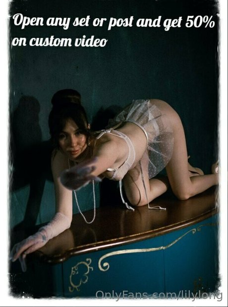 lilylong model hot pics