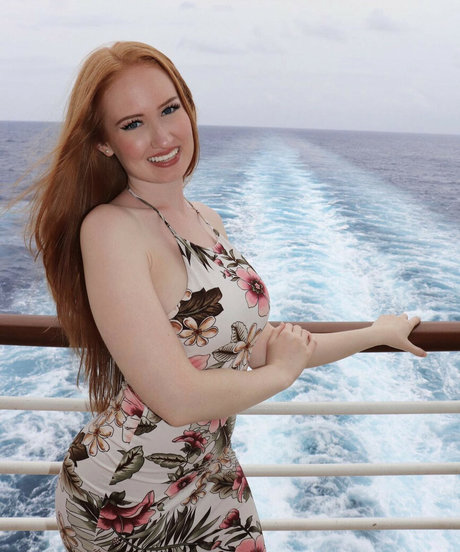 gorgeous onlyfans beautiful naked archive