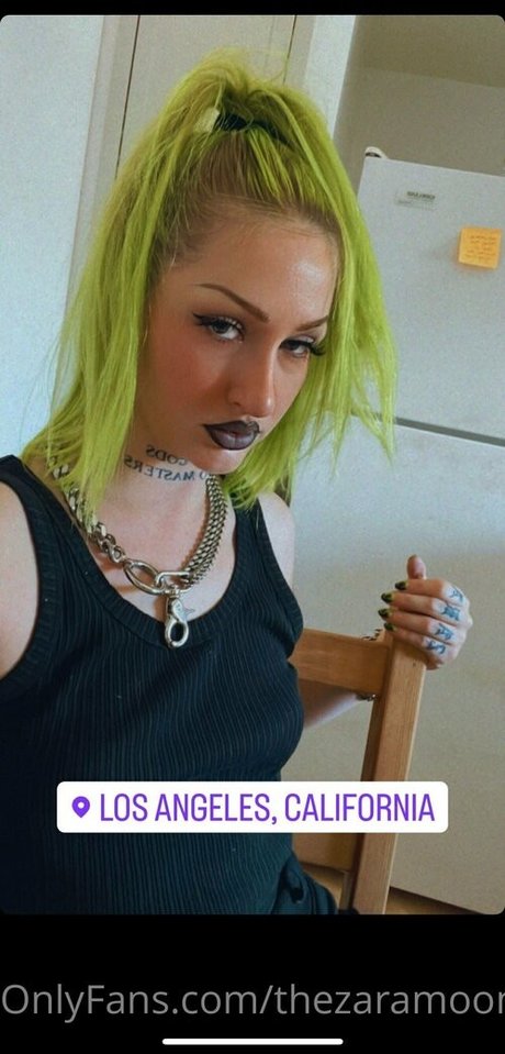 thezaramoon model porn gallery