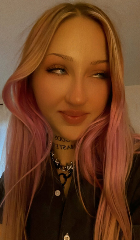 thezaramoon model free images