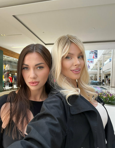 missquartz erotic actress pictures