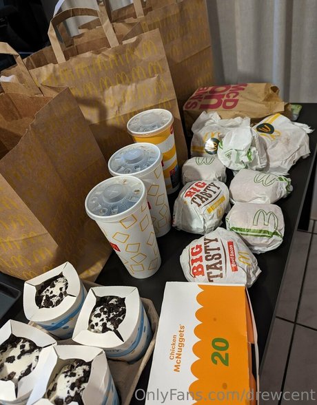 drewcent star nude images