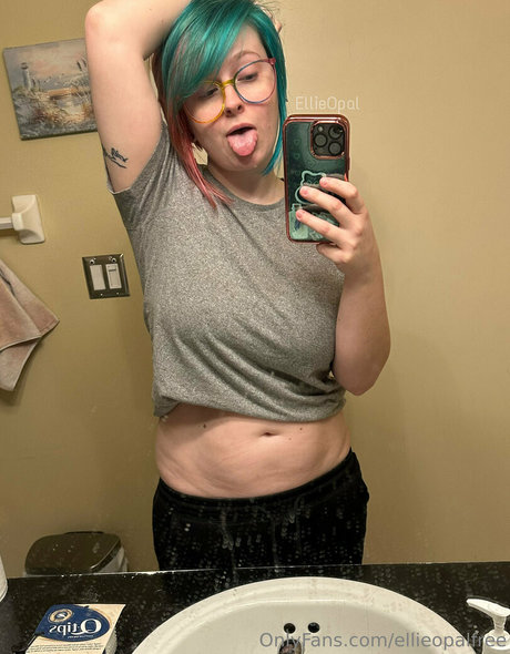 ellieopalfree porn model photos