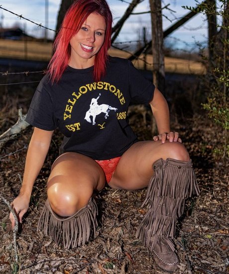 bikerchik250 hot pornstar gallery