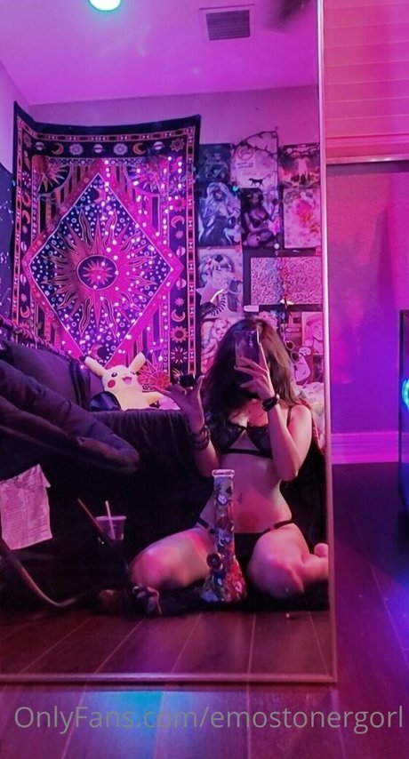 Emostonergorl Profile pic