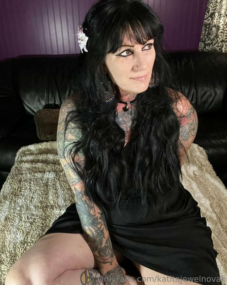 katitajewelnovak model xxx picture