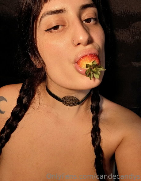 candecandys sex model img