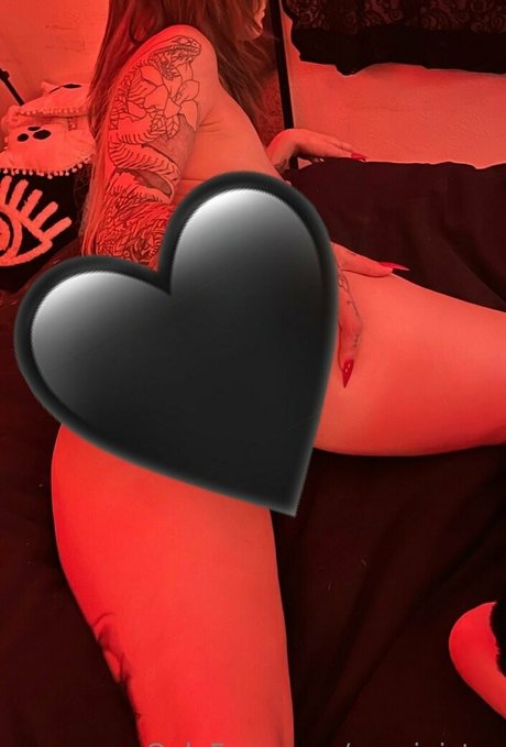 savsinister model erotic archive