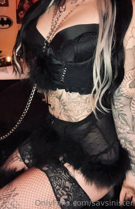 savsinister model pornographic photos