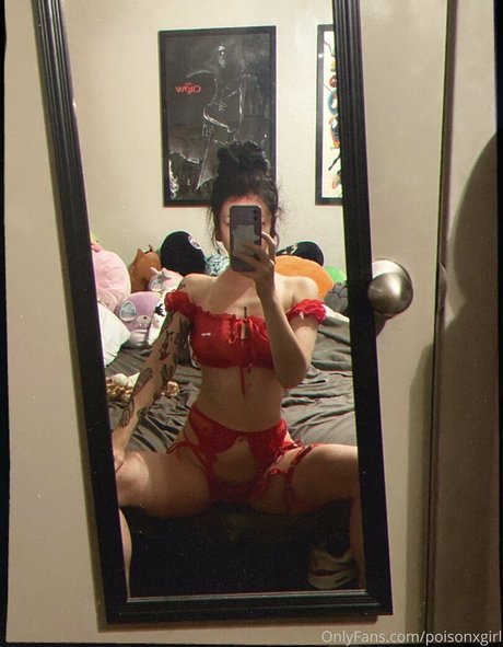 poisonxgirl star free pics