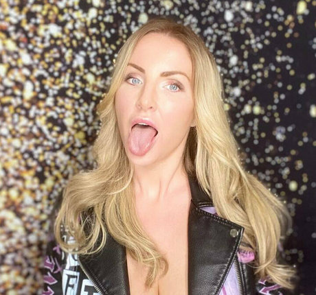 latino onlyfans nude images