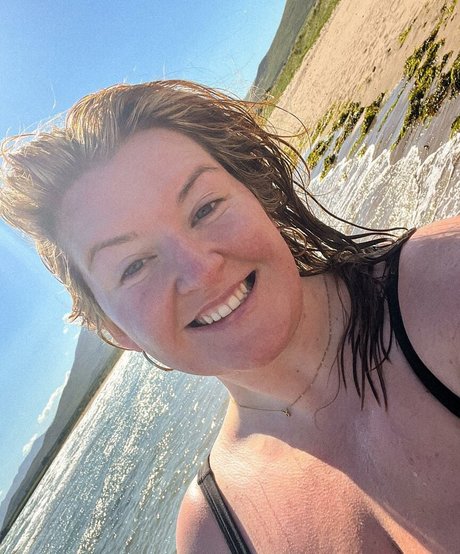 Rebecca Shortt sex model pics