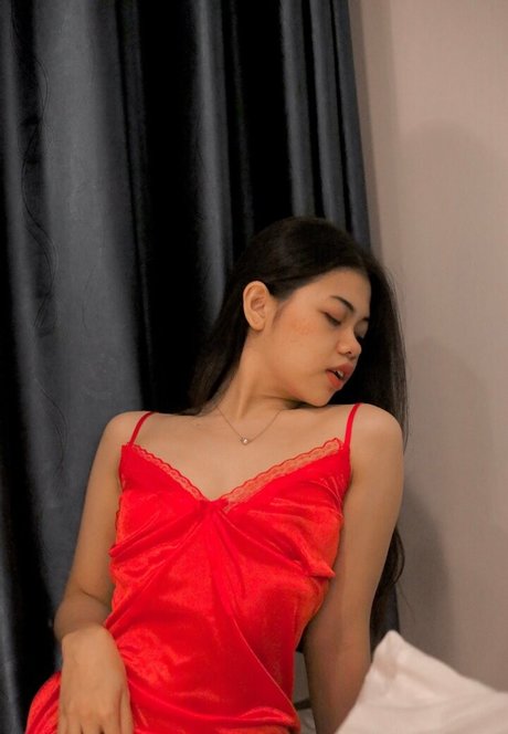 pizpizzzy erotic actress pic