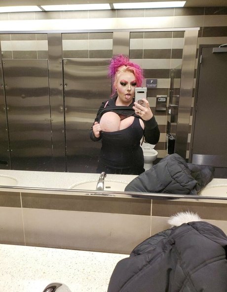 raelynnriley nice model gallery