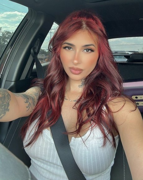 sarhmarie star hot pictures