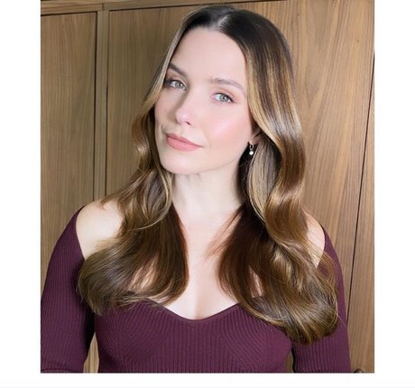 Sophia Bush nice star image