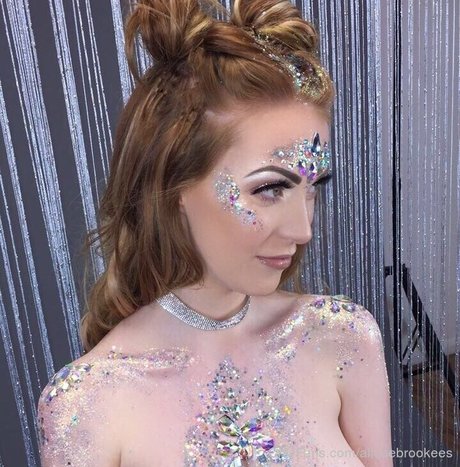 Aliceebrookees star porn galleries