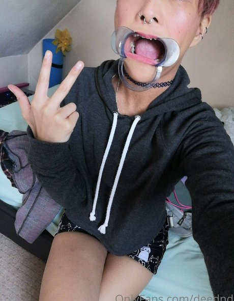 deednd art actress archive