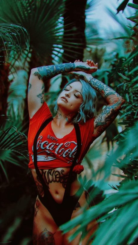 Vany Vicious sex model pics